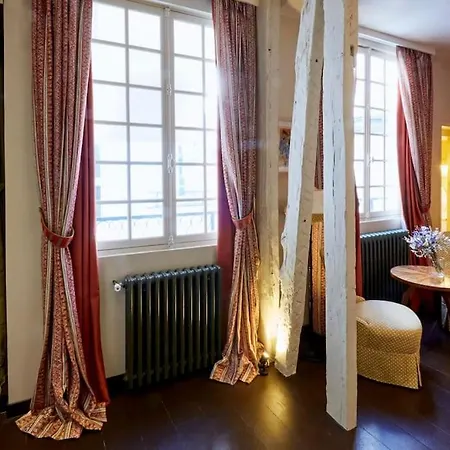 Saint Sulpice's Nest - Stylish Studio In Apartment Paris